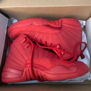 Air Jordan Retro 12’s. Gym Red. Size 5.5 in Womens